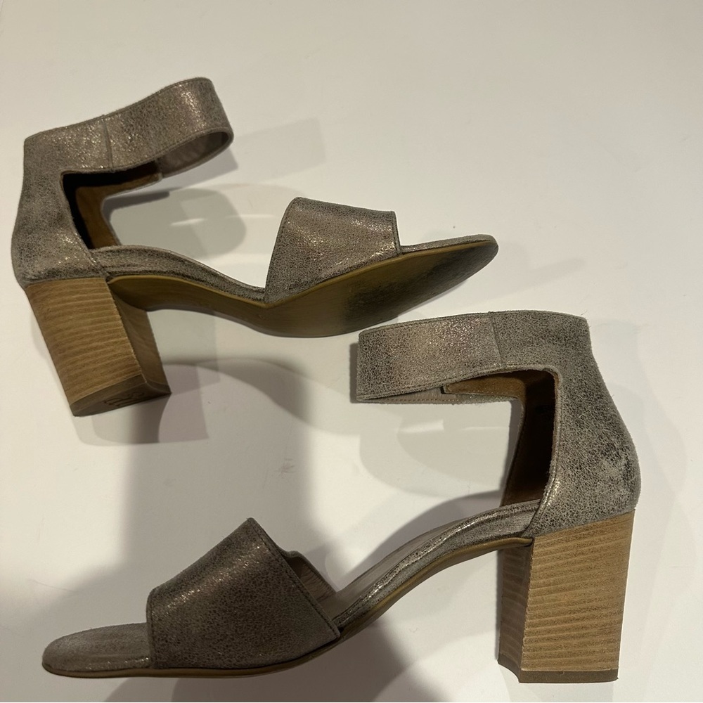 Paul Green Metallic Gold Leather Stacked Heel Sandals Women's Size 6 - Picture 4 of 8